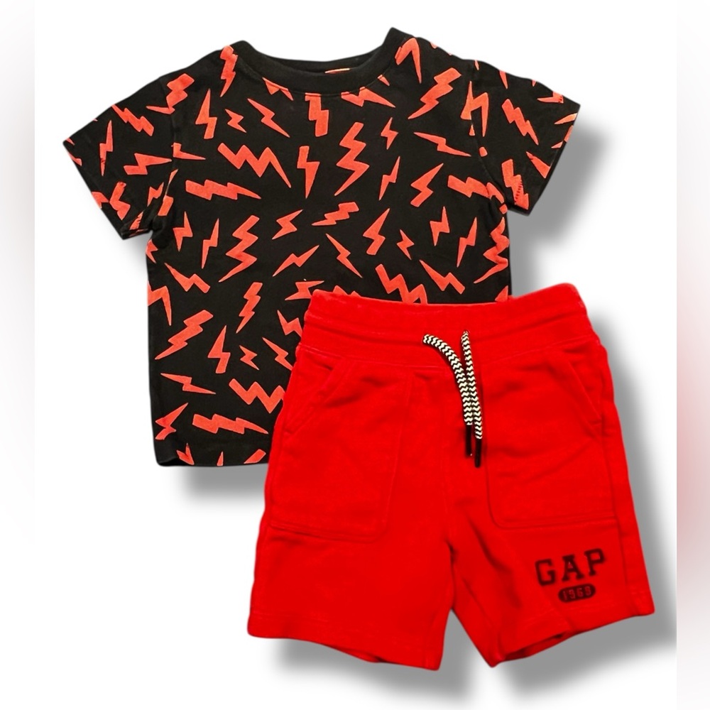 GUC GAP Kids Lightning Bolt Tee and Red Shorts Set (12-18 mos)